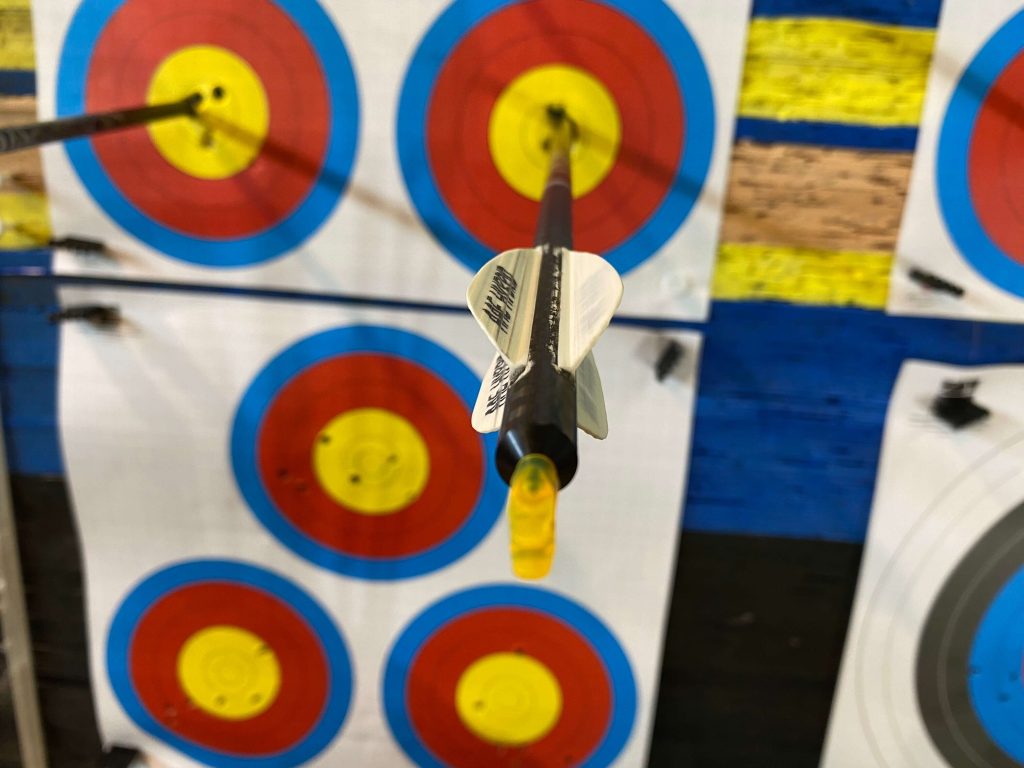 How to Fletch 4 Vanes - Shootingcabin.com
